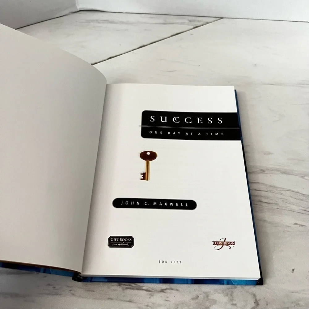 Success One Day At A Time By John C. Maxwell hard Cover Book